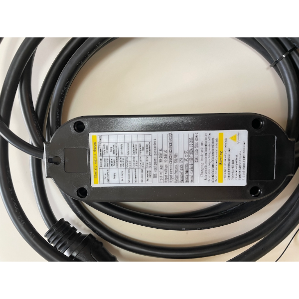 3.5KW 8A go 16A Inaistrithe Cineál 1 Charger EV Inaistrithe-3