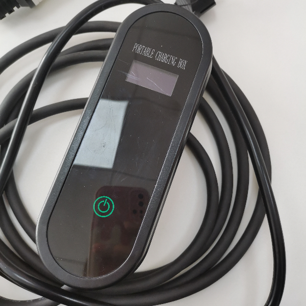 3,5KW 8A til 16A Switchable Type 1 bærbar EV Charger-4
