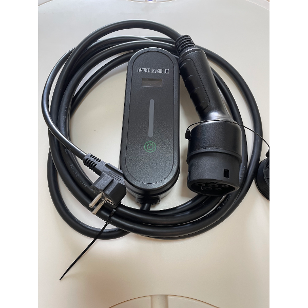 3,5KW 8A til 16A Switchable Type 2 bærbar EV Charger-1